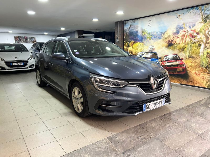 RENAULT MEGANE IV 1.6 E-TECH PLUG-IN 160CH 09/2021 PRIX TTC : 11990 € PRIX HT : 9990 €