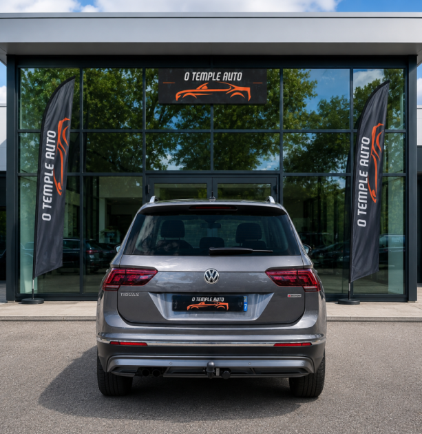 VOLKSWAGEN TIGUAN Confortline Business II 2.0 TDi 4Motion DSG7 150 ch Attelage / Toit ouvrant