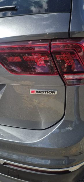 VOLKSWAGEN TIGUAN Confortline Business II 2.0 TDi 4Motion DSG7 150 ch Attelage / Toit ouvrant