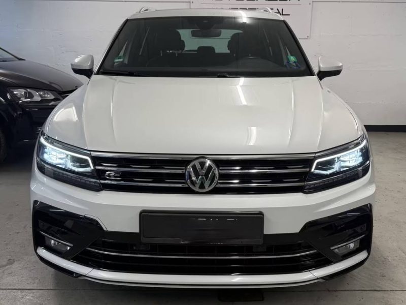 VOLKSWAGEN TIGUAN 2.0 TDI 4MOTION R-LINE / PANO / HUD / WEBASTO / VIRTUAL 2018