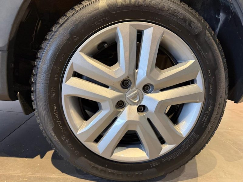 DACIA  SANDERO STEPWAY CONFORT TCE 90 CAMERA / ANGLES MORTS / RADAR AV + AR  2022