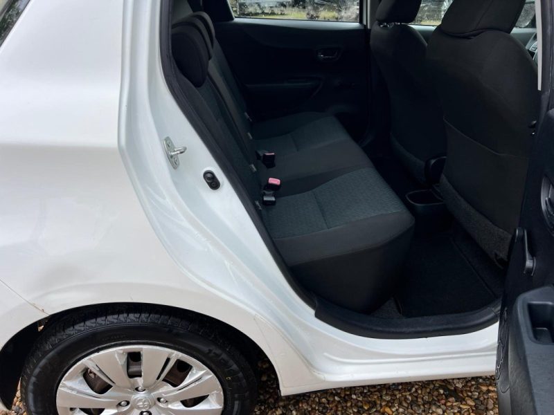 TOYOTA YARIS 90 D-4D Lounge