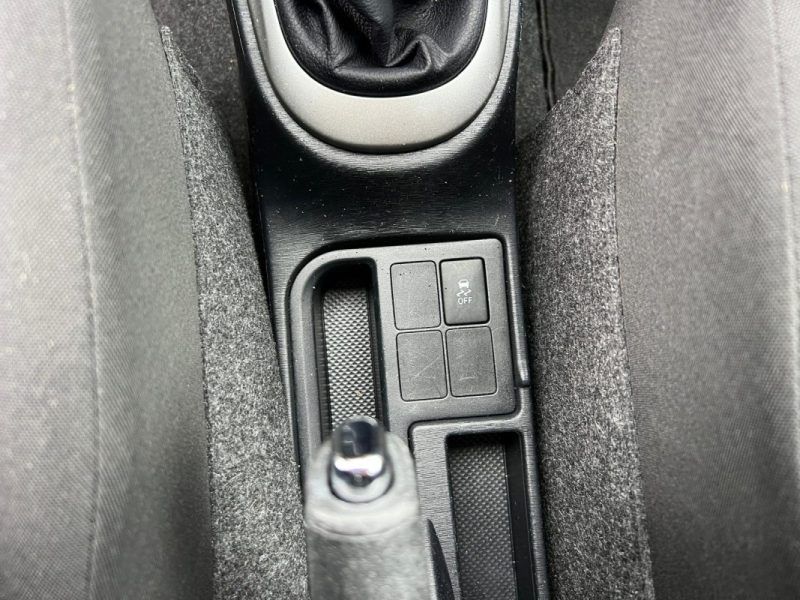 TOYOTA YARIS 90 D-4D Lounge
