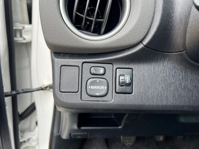 TOYOTA YARIS 90 D-4D Lounge