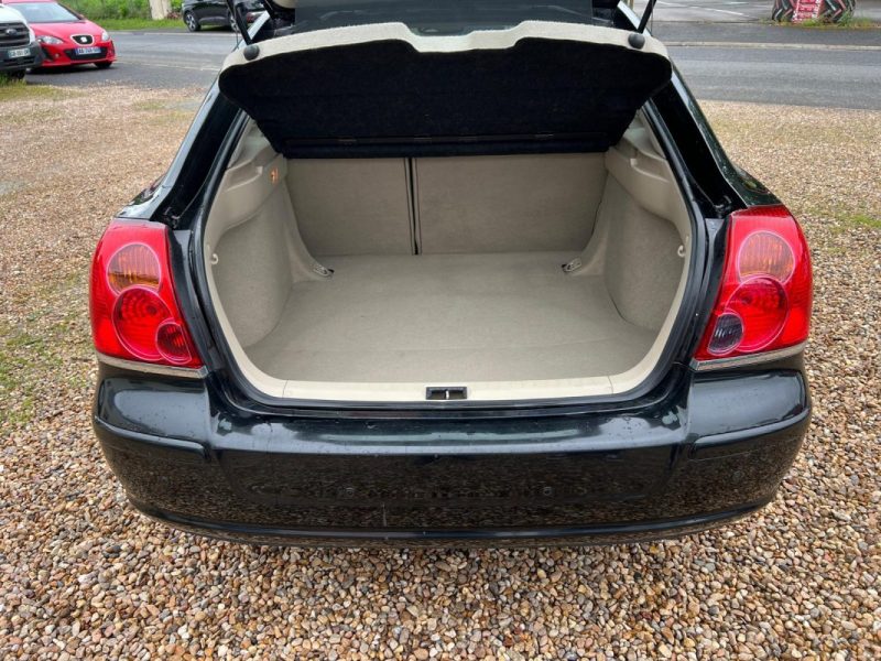 TOYOTA AVENSIS 177 D-4D CLEAN POWER