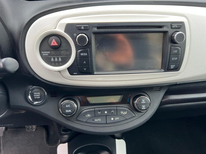 TOYOTA YARIS 100 VVT-i Dynamic