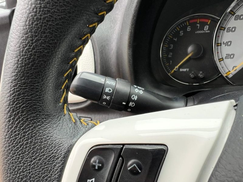 TOYOTA YARIS 100 VVT-i Dynamic