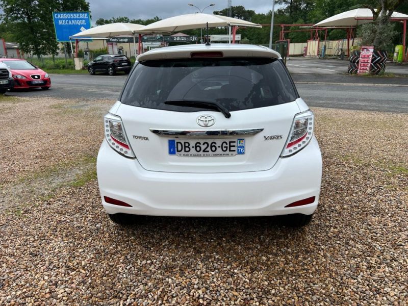 TOYOTA YARIS 100 VVT-i Dynamic
