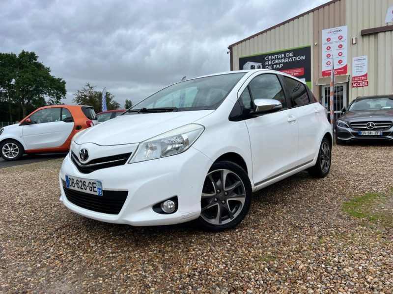 TOYOTA YARIS 100 VVT-i Dynamic