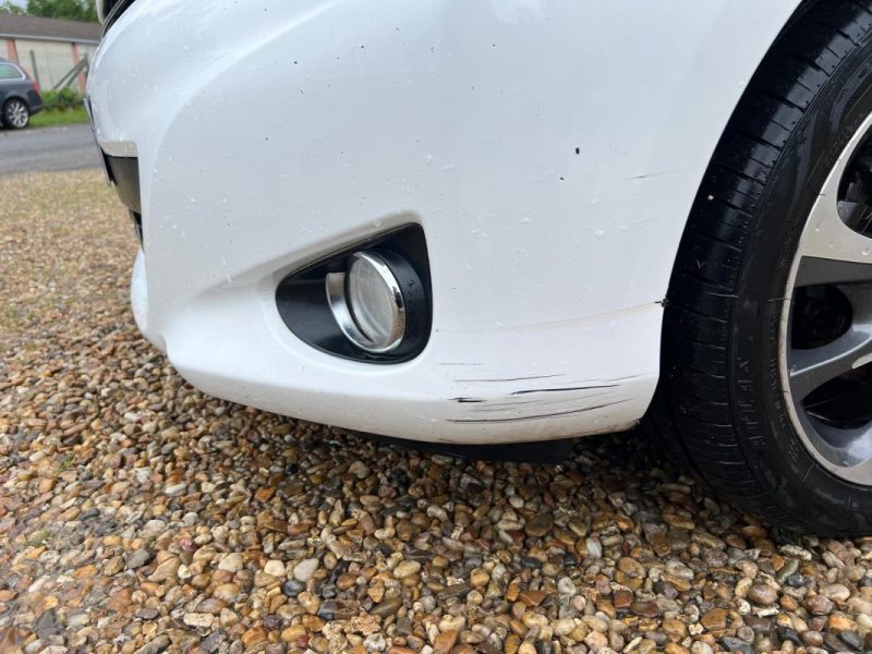 TOYOTA YARIS 100 VVT-i Dynamic