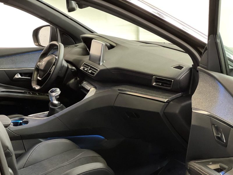 PEUGEOT 3008 1.5 BLUEHDI 130CH GTLINE BVM6 