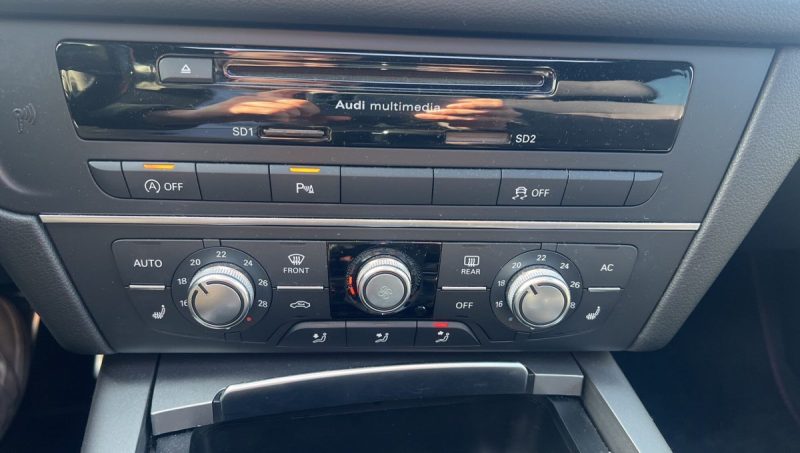 AUDI A6 AVANT 3.0 L TDI 204 ch / Toit ouvrant