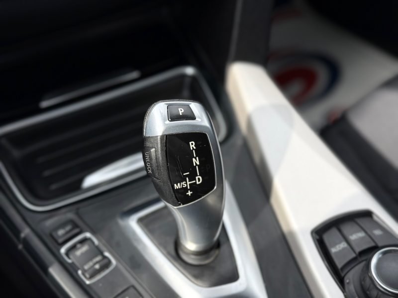Bmw Serie 3 Touring 318d 143ch Lounge Boîte Auto – GPS – Bluetooth – Révisée & Garantie 6 mois
