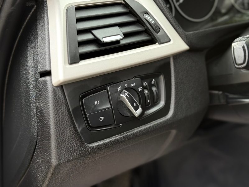 Bmw Serie 3 Touring 318d 143ch Lounge Boîte Auto – GPS – Bluetooth – Révisée & Garantie 6 mois