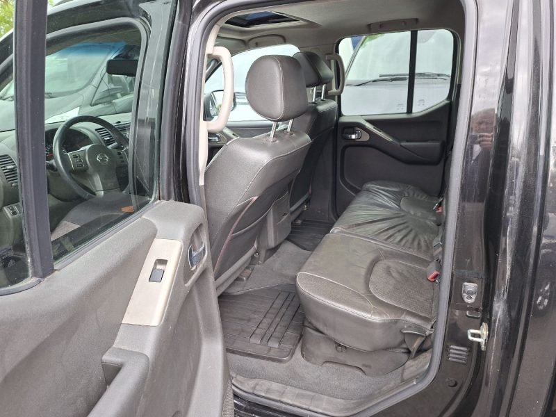  NISSAN NAVARA 2010 - Diesel - Boîte manuelle - 2.5 DCI 171 DOUBLE-CABINE