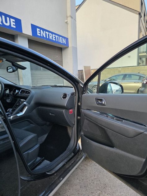 PEUGEOT 3008 2.0 E-HDI HYBRID4 ETG6