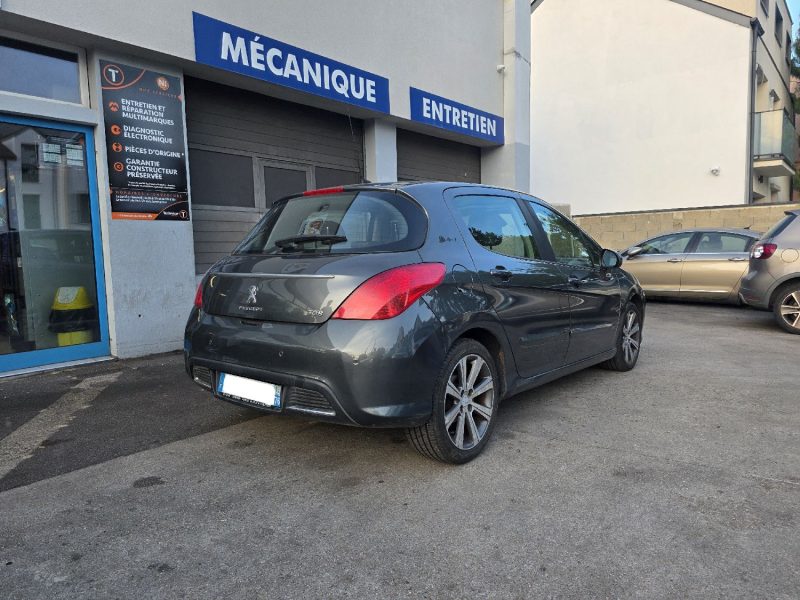 PEUGEOT 308 2.0 HDI 163 FELINE  BOITE AUTOMATIQUE