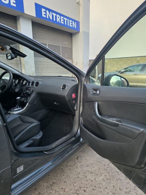 PEUGEOT 308 2.0 HDI 163 FELINE  BOITE AUTOMATIQUE