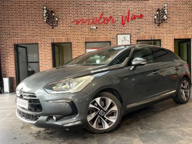 🚗 CITROËN DS5 HYBRID4 2.0 HDI 200 Ch ⚙️ 📱 Bluetooth ☀️ Toit panoramique 📷 Caméra de recul 🪑Cuir