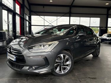 🚗 CITROËN DS5 HYBRID4 2.0 HDI 200 Ch ⚙️ 📱 Bluetooth ☀️ Toit panoramique 📷 Caméra de recul 🪑Cuir
