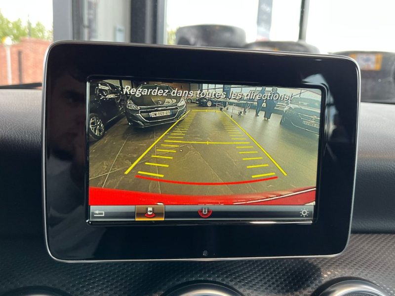 🚗 MERCEDES CLASSE A 180d ⚙️ FASCINATION 📱 Bluetooth 📷 Caméra de recul 🪑 Semi-cuir