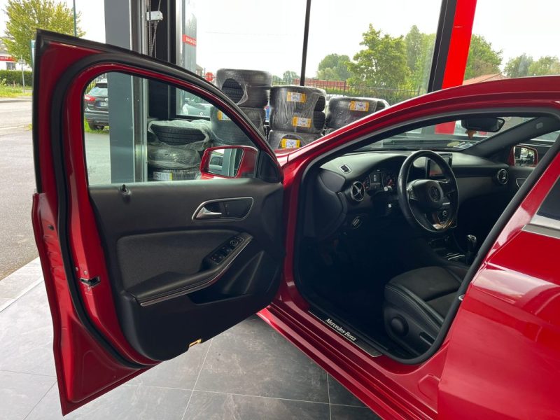 🚗 MERCEDES CLASSE A 180d ⚙️ FASCINATION 📱 Bluetooth 📷 Caméra de recul 🪑 Semi-cuir