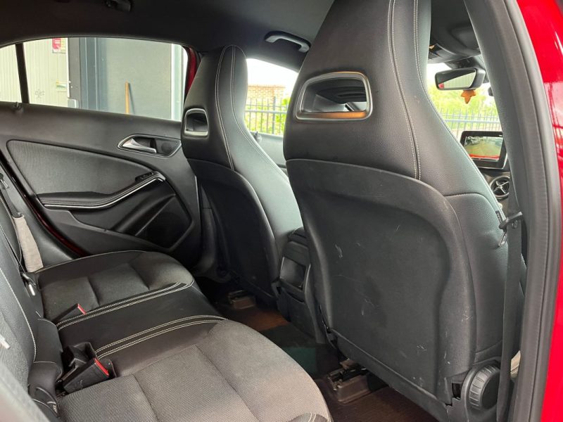 🚗 MERCEDES CLASSE A 180d ⚙️ FASCINATION 📱 Bluetooth 📷 Caméra de recul 🪑 Semi-cuir