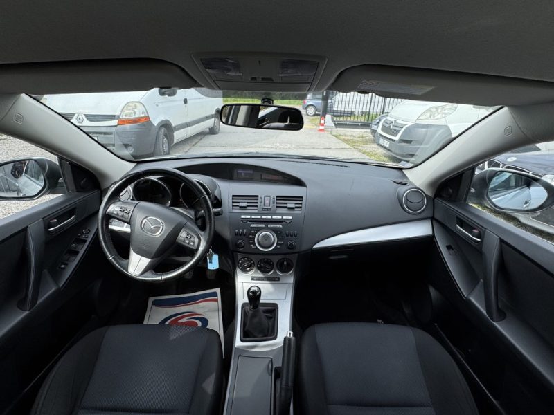 MAZDA MAZDA 3 1.6 D 115Ch PACK SPORT 1er MAIN 49000KM GARANTIE 6 MOIS 