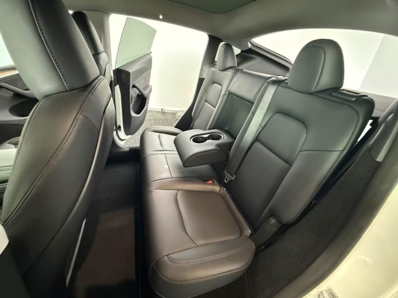 Tesla MODEL Y LONG RANGE RWD 