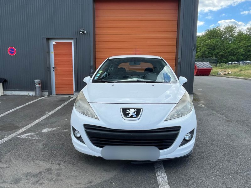 PEUGEOT 207 COMMERCIAL 1.4 HDI 70 PACK CLIM FACTURE DISPONIBLE - ENTRETIEN OK - GARANTIE 12 MOIS  2011