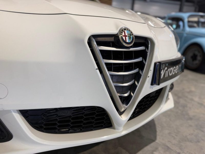 ALFA ROMEO - GIULIETTA - 2016 - 1.4 TB MULTIAIR - 170CH - Collezione -  Toit Ouvrant