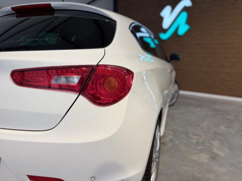 ALFA ROMEO - GIULIETTA - 2016 - 1.4 TB MULTIAIR - 170CH - Collezione -  Toit Ouvrant
