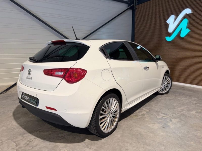ALFA ROMEO - GIULIETTA - 2016 - 1.4 TB MULTIAIR - 170CH - Collezione -  Toit Ouvrant