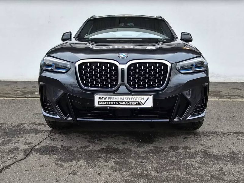 BMW X4 XDRIVE20I / PACK M SPORT / HEAD-UP DISPLAY / LASER / ATTELAGE ÉLECTRIQUE 2024