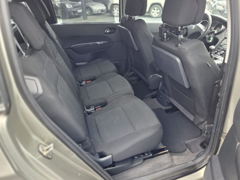 PEUGEOT 5008 1.6 HDI 110 PACK PREMIUM 157000 KM 