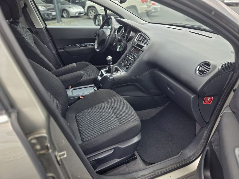 PEUGEOT 5008 1.6 HDI 110 PACK PREMIUM 157000 KM 