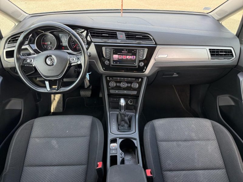 VOLKSWAGEN TOURAN 1.6 TDI 115 BMT DSG7 Allstar 7pl - Entretien Volkswagen