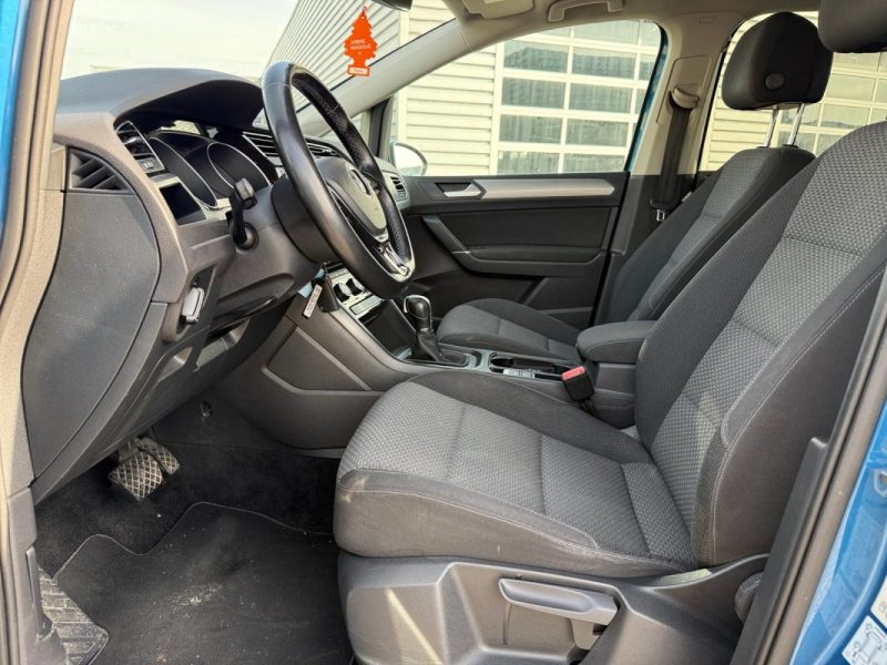 VOLKSWAGEN TOURAN 1.6 TDI 115 BMT DSG7 Allstar 7pl - Entretien Volkswagen