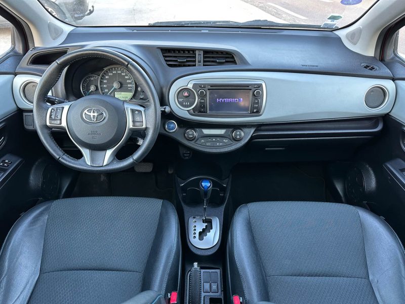 TOYOTA YARIS HSD 100H STYLE 5P 2013