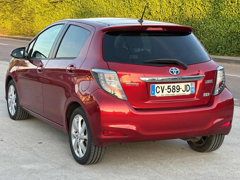 TOYOTA YARIS HSD 100H STYLE 5P 2013