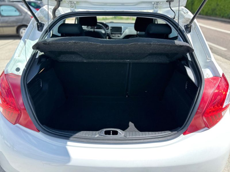 PEUGEOT 208 1.2  82 CV ALLURE 3P 2014