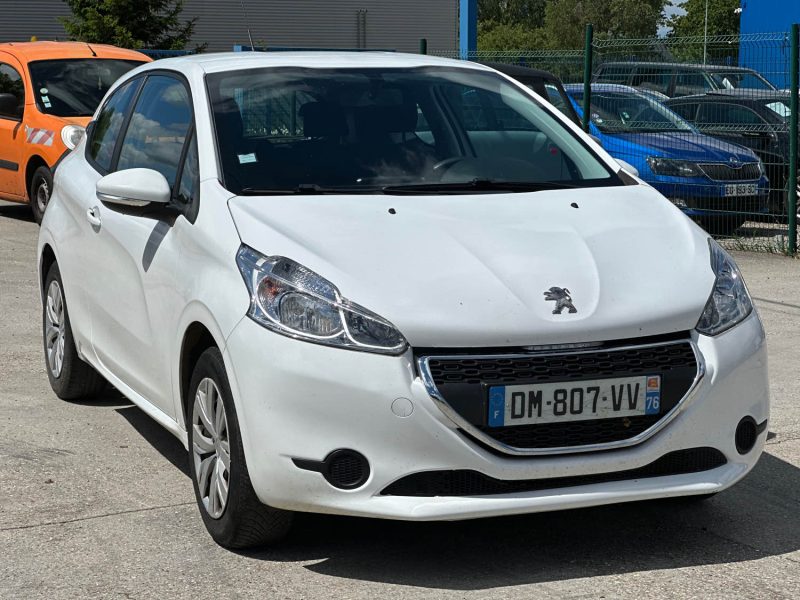 PEUGEOT 208 1.2  82 CV ALLURE 3P 2014