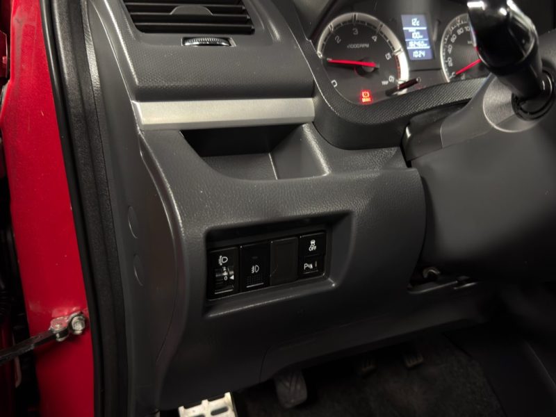 SUZUKI SWIFT 3 III 1.3 DDIS 75 Cv 5 PORTES / TOIT OUVRANT - PAIEMENT EN 4 FOIS PAR CB POSSIBLE