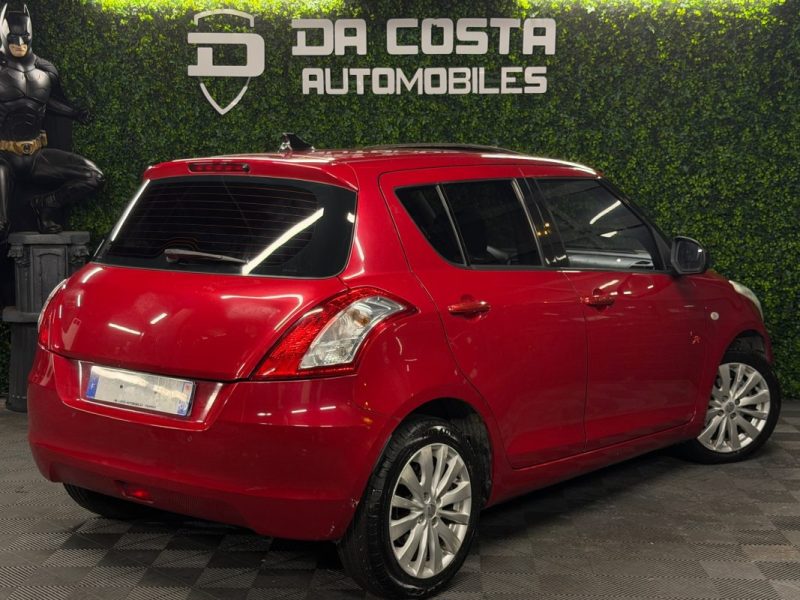 SUZUKI SWIFT 3 III 1.3 DDIS 75 Cv 5 PORTES / TOIT OUVRANT - PAIEMENT EN 4 FOIS PAR CB POSSIBLE