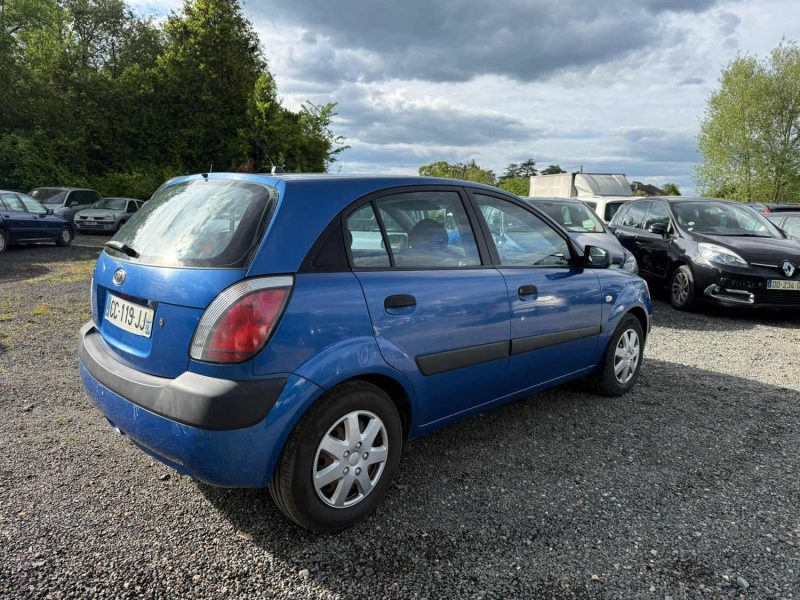 KIA RIO 1.4i 97cv  LX  garantie 12mois