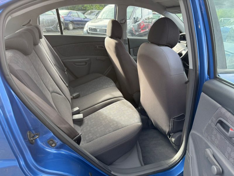 KIA RIO 1.4i 97cv  LX  garantie 12mois