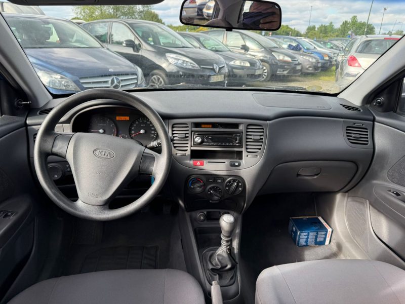 KIA RIO 1.4i 97cv  LX  garantie 12mois