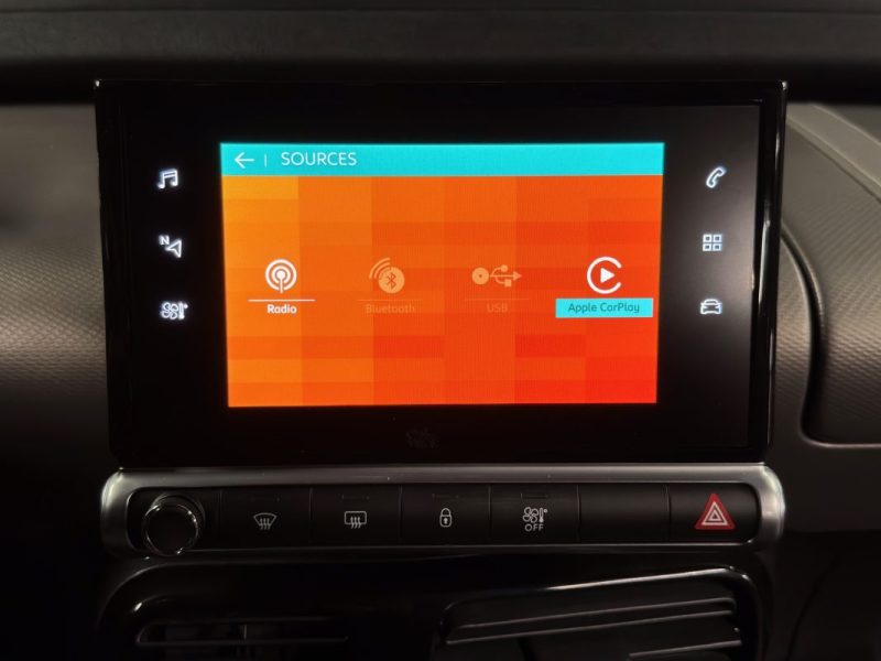 CITROEN C4 CACTUS PHASE 2 SHINE 1.2 130 BOITE AUTO APPLE & ANDROID TOIT PANORAMIQUE - Garantie 1 an