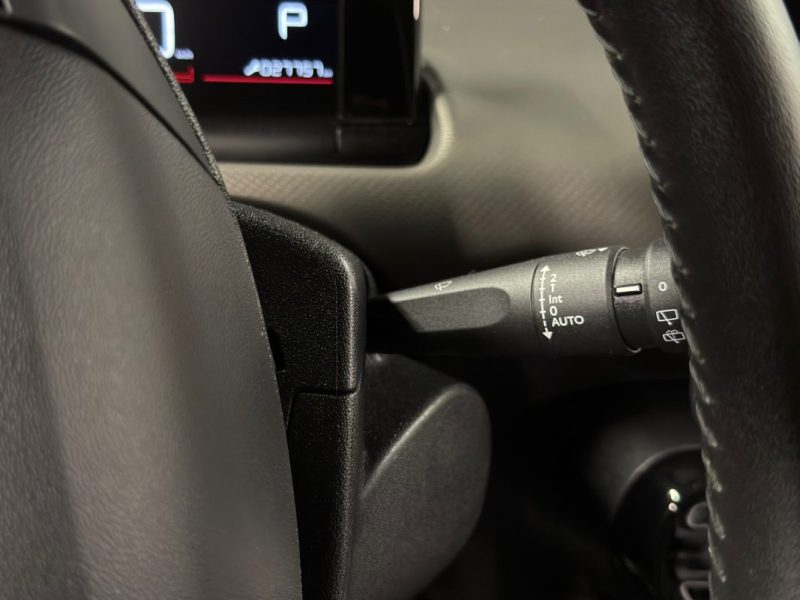 CITROEN C4 CACTUS PHASE 2 SHINE 1.2 130 BOITE AUTO APPLE & ANDROID TOIT PANORAMIQUE - Garantie 1 an
