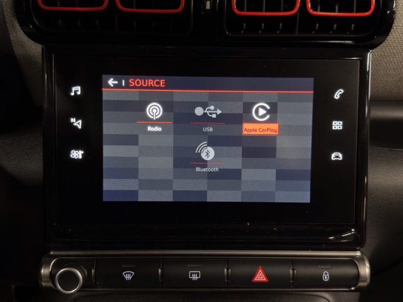 CITROEN C3 SHINE 1.2 110 Cv 1ERE MAIN / APPLE CARPLAY & ANDROID CRIT AIR 1 - Garantie 1 an